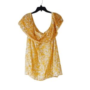 Lane Bryant Yellow Top Size 26/28